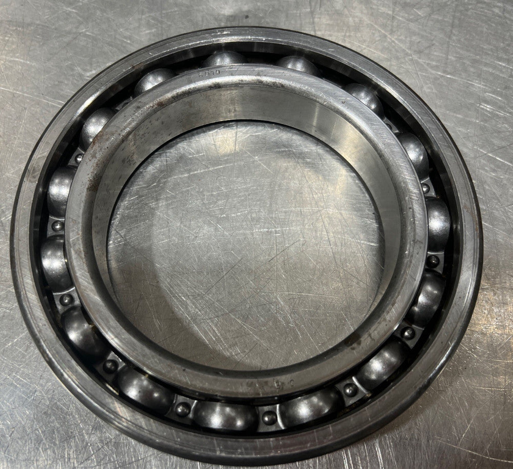 JH 6019 Ball Bearing Nos Surplus No Original Box. Storage Wear