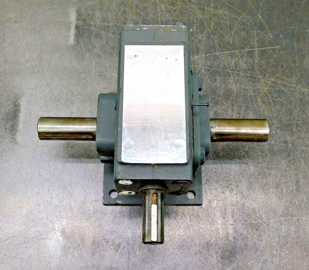 Winsmith 917XDTS2X000A8 Gear Reducer 1750 RPM 2.01HP 330 Torque 5:1 RATIO