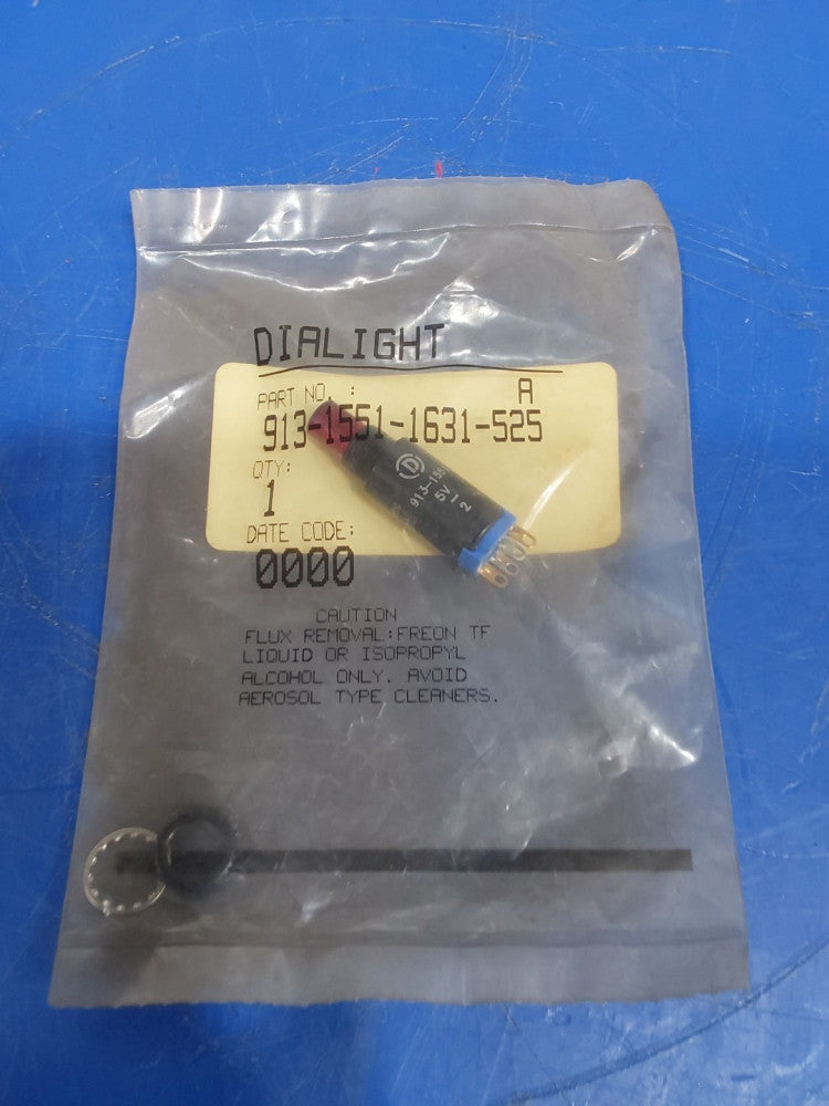 DIALIGHT 913-1551-1631-525 / 91315511631525 (BRAND NEW)