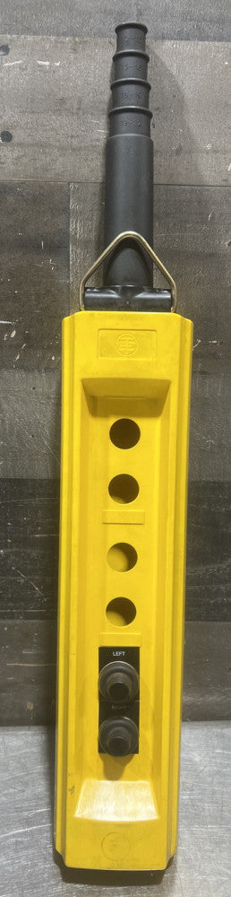 ELECTRICAL PUSHBUTTON SCHNEIDER ELECTRIC XAC-B06 PENDANT STATION ENCLOSURE Nos