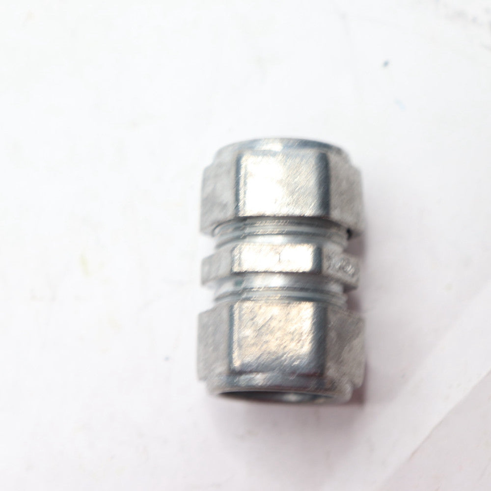 EMT Compression Coupling 1/2"