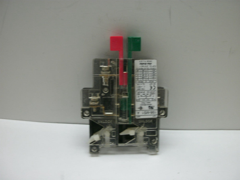 ALLEN BRADLEY 198-MS1 SER A PUSHBUTTON MOMENTARY STOP RED/STARTGREEN NEW NO BOX
