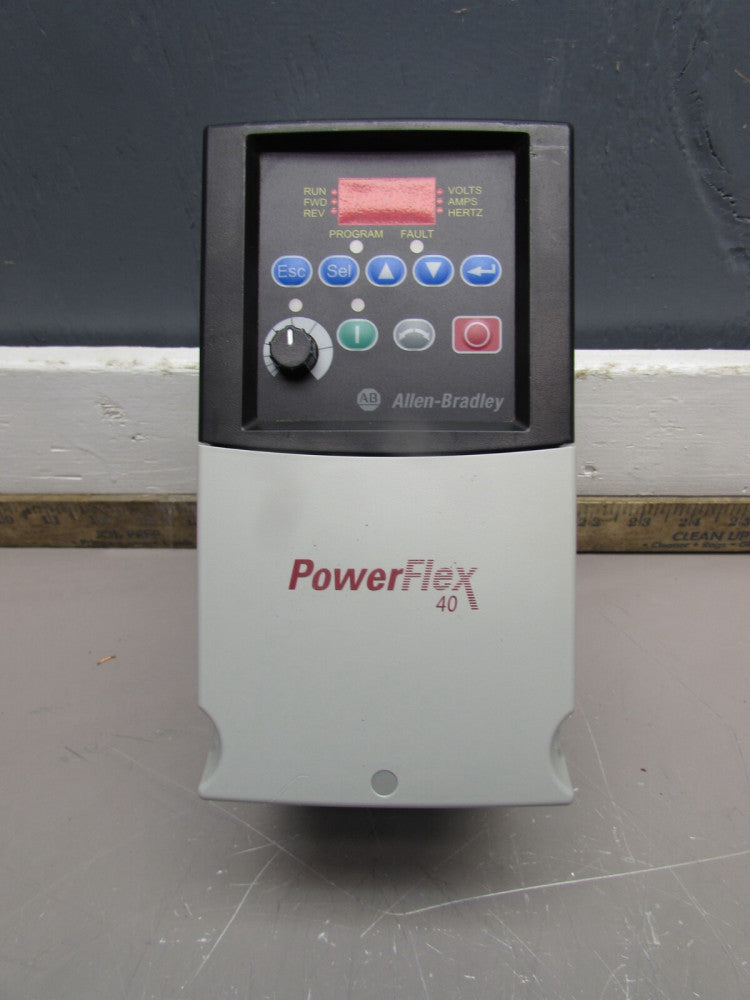 ALLEN BRADLEY 22B-B5P0N104 , PowerFlex 40, 1.0 hp , 3ph /200-240V, MAKE OFFER!