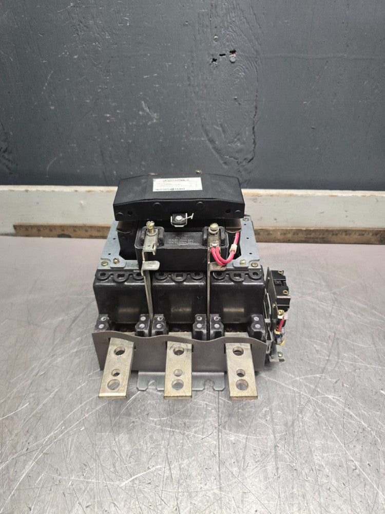GE CR305HH004AL1C, Size 6 CONTACTOR, 440-480V COIL, 400HP, MAKE OFFER!
