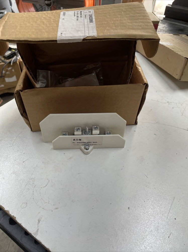 NEW OLD STOCK! EATON DH030NK NEUTRAL KIT 30-60A 600V MAX HEAVY DUTY