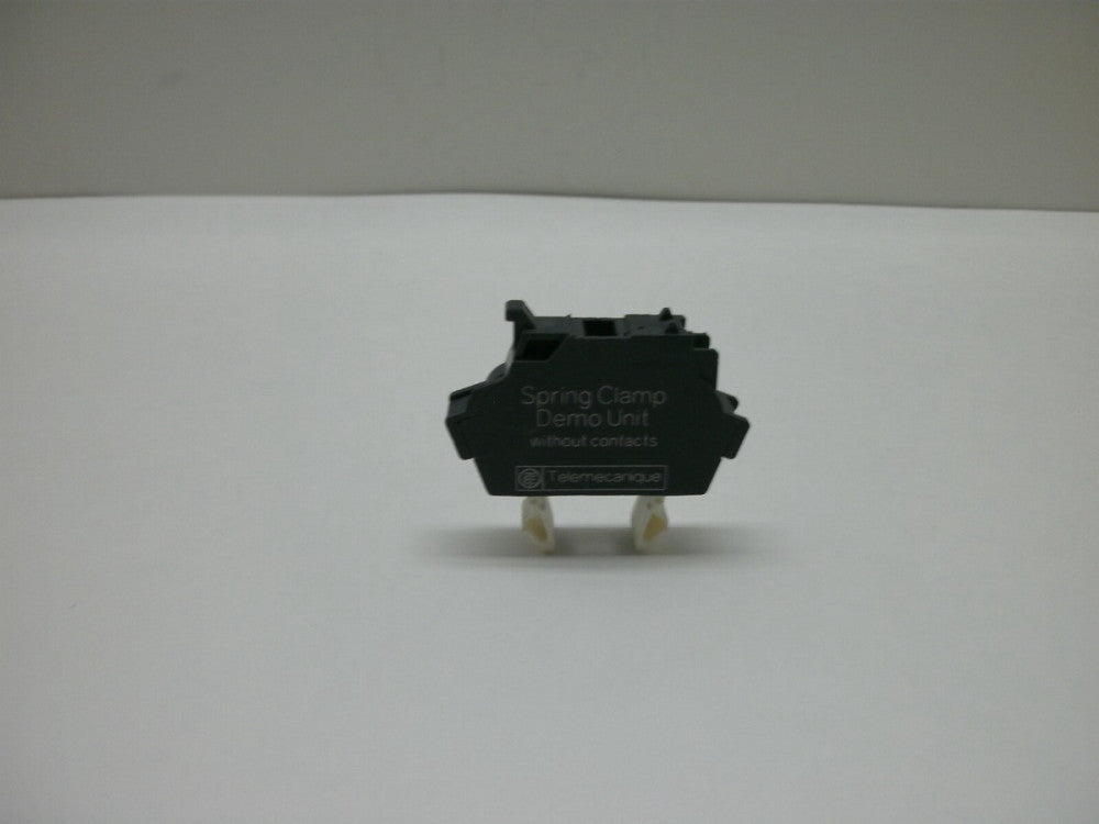 TELEMECANIQUE SPRING CLAMP DEMO UNIT WITOUT CONTACTS AC15:240V 3A NEW NO BOX