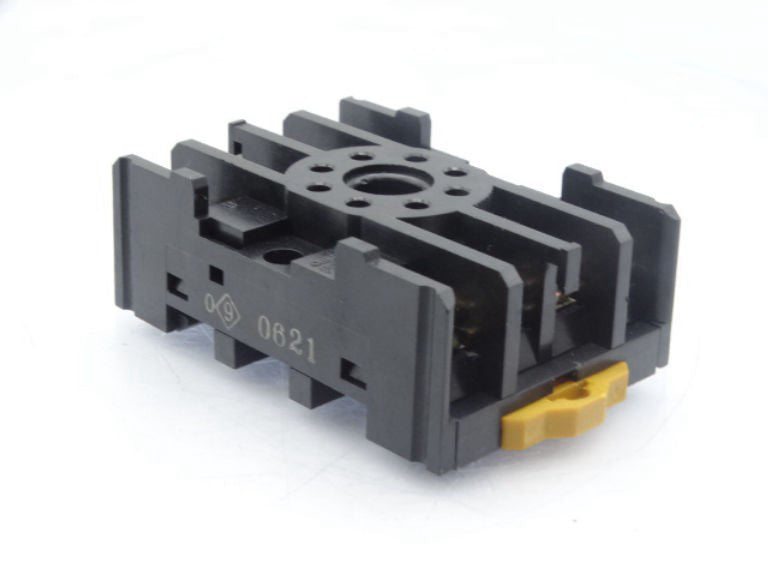 OMRON PF085A Relay Socket - Used