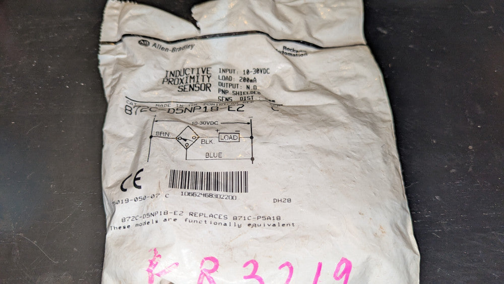 ALLEN BRADLEY 872C-D5NP18-E2 SER C INDUCTIVE PROXIMITY SENSOR NOS