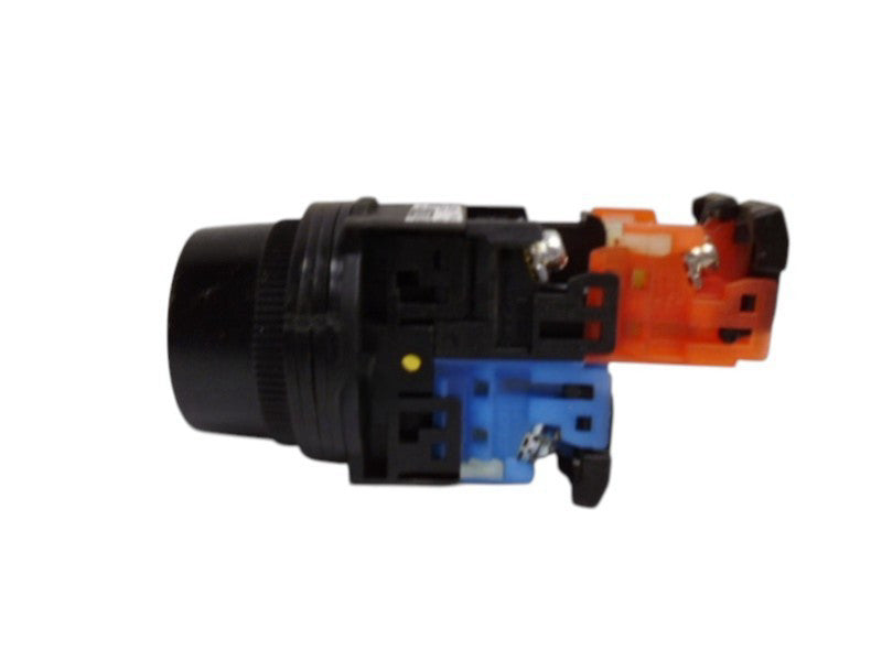 FUJI AR30G3LE3 WHITE PUSHBUTTON UNMP