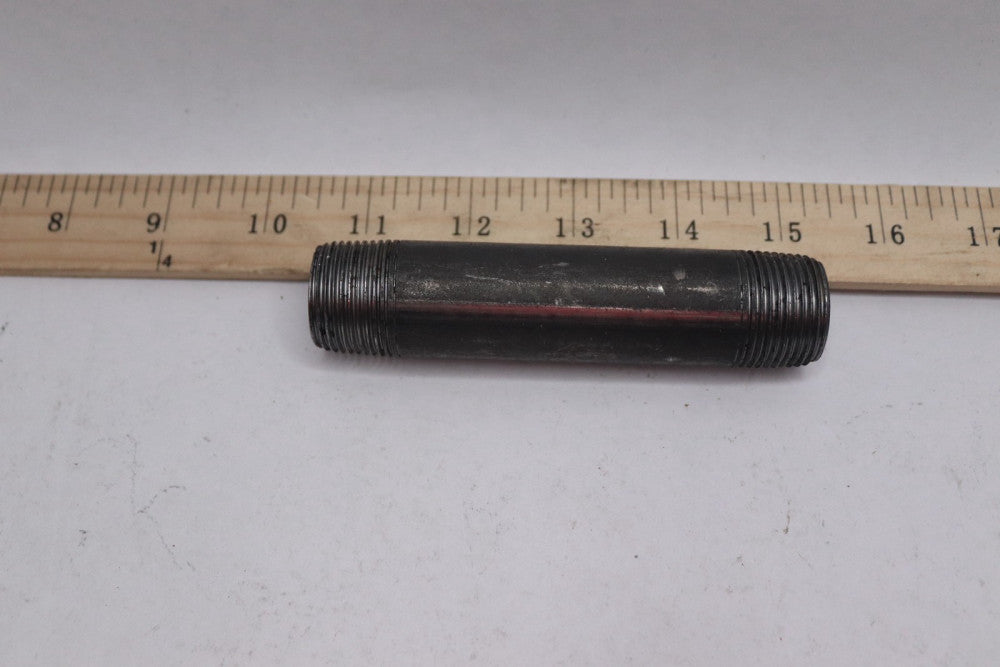 Pipe Nipple Black Carbon Steel 3/4" x 4-1/2"