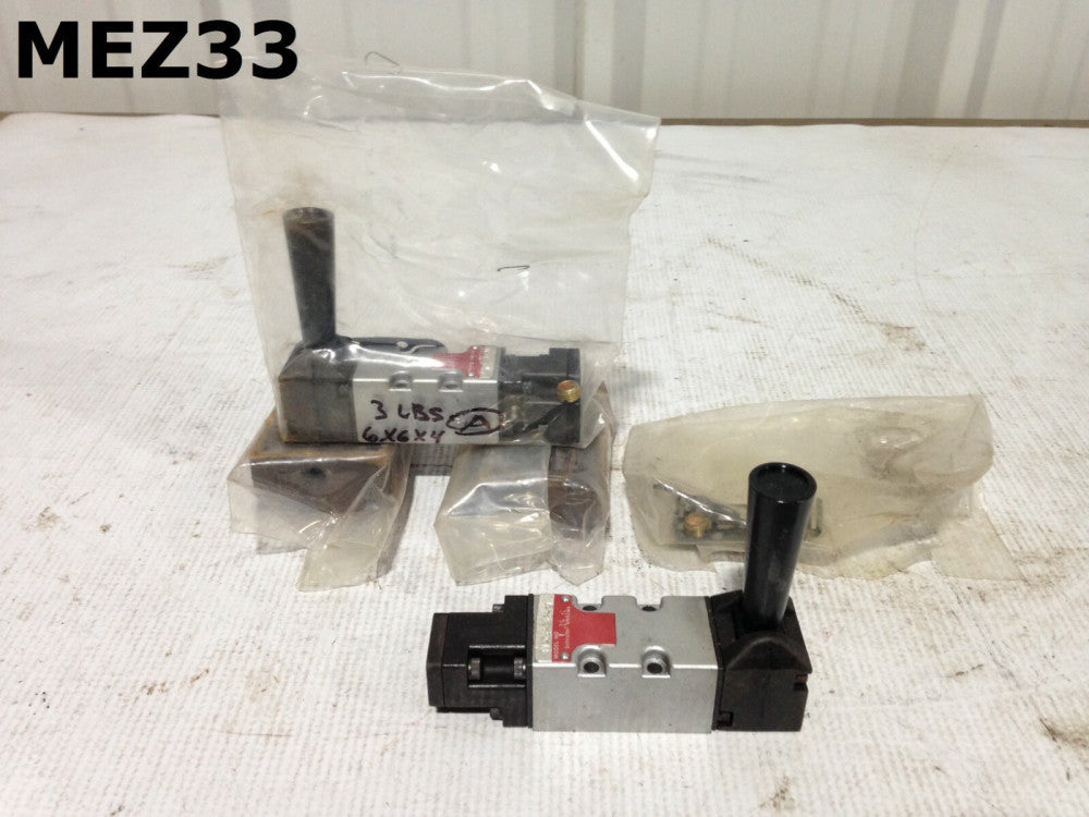 Schrader Bellows M204-246-21 Cam Operated Valve w/ 1/4" NPT Ports -Lot of 2