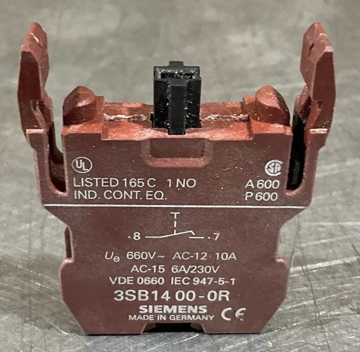 Siemens 3SB14 00-0R Switching Element, NOS Surplus No Original Box