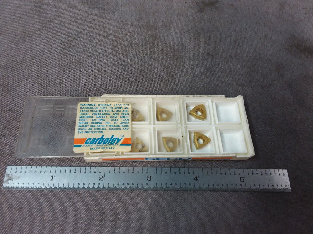 Lot 8x Carboloy Seco Carbide Insert Lathe WCMX WCMX050308-85 TP15