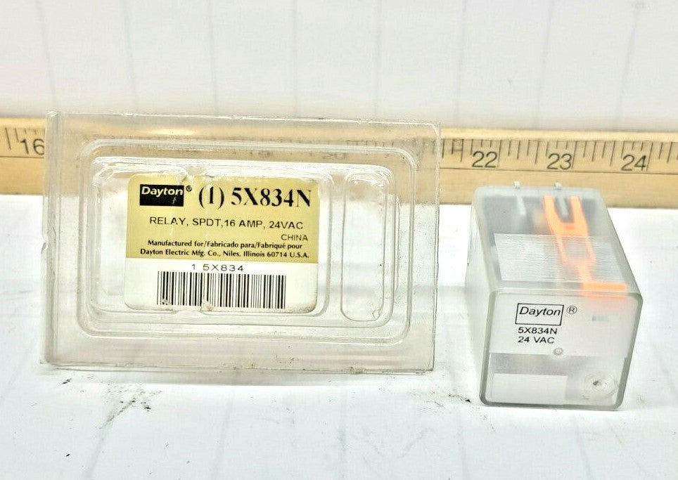 New Dayton Plug In Relay SPDT 16 Amp 24 VAC Coil 5 PIN  5X834N
