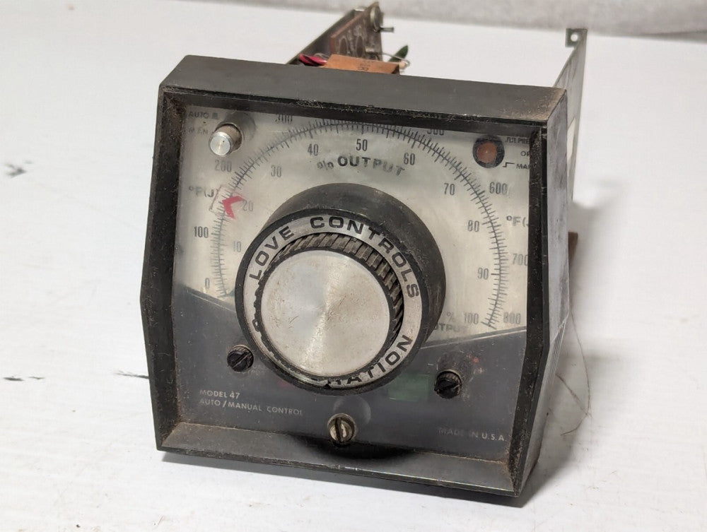 Love Controls Model 47 Auto/Manual 0-800 F Temperature Controller as pictured