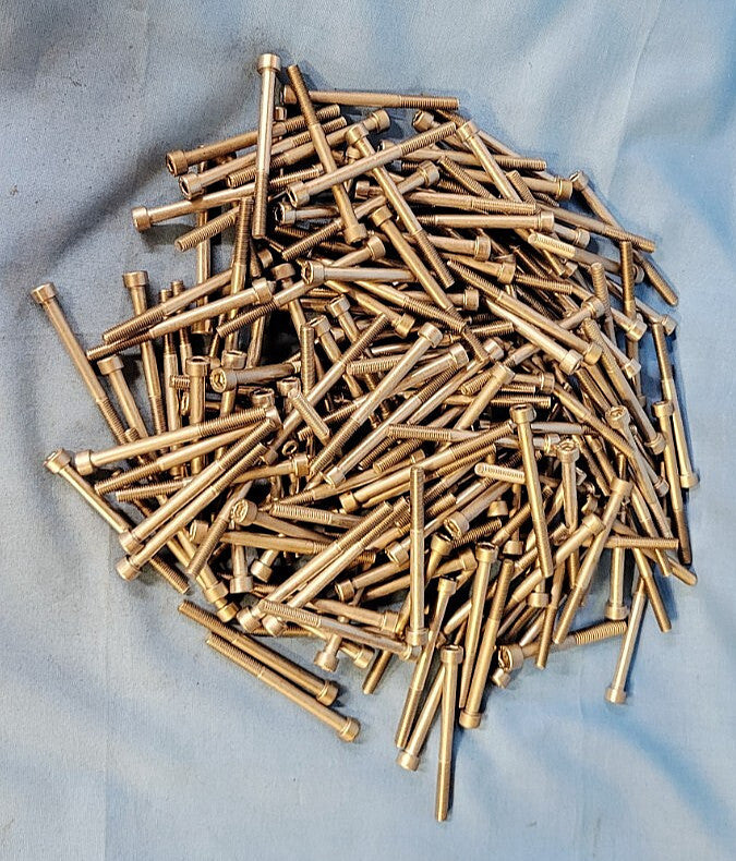 SOCKET HEAD CAP SCREW M5-0.8 X 60MM STAINLESS STEEL (LOT OF 165)