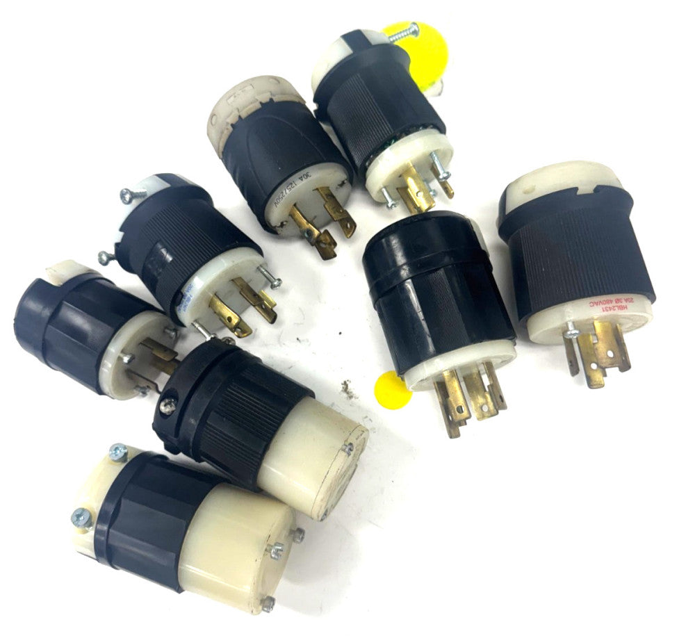 LOT OF 8 TWIST LOCK PLUGS AND CONNECTORS
