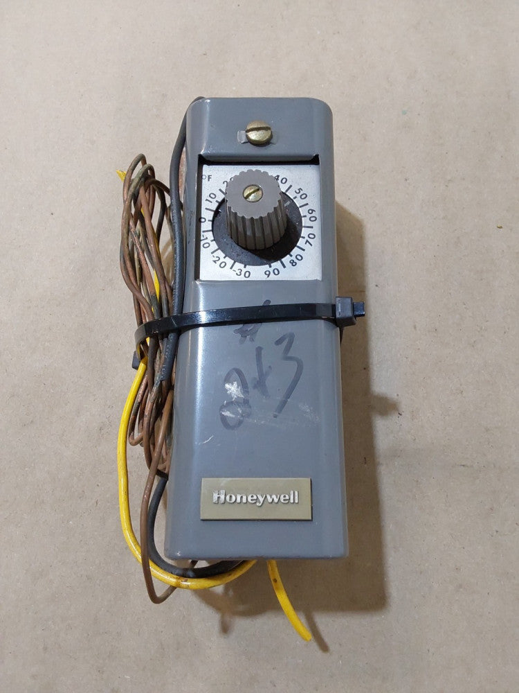 HONEYWELL T6031A-1052 / T6031A1052 (USED)
