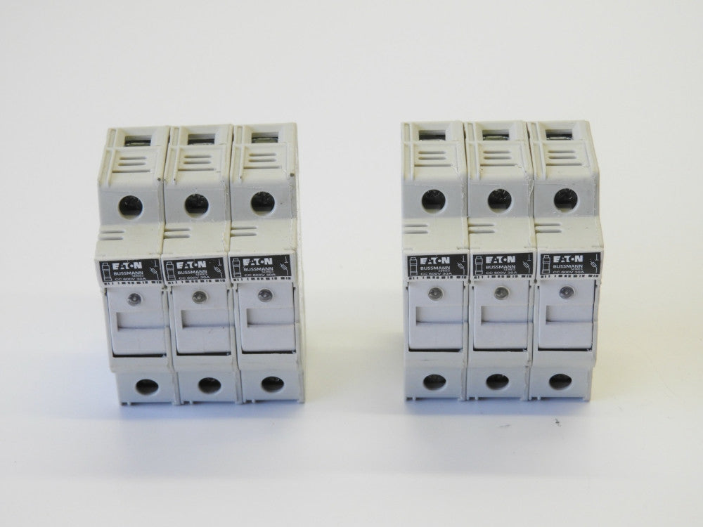 (Lot of 2) Eaton CHCC B42 Fuse Holder CC 600V 30A 50/60HZ
