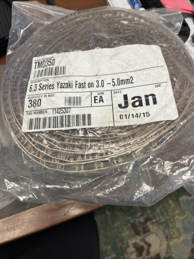BRAND NEW YAZAKI FAST ON 3.0-5.0mm2, 6.3 SERIES FEMALE CONNECTORS (380 PACK)