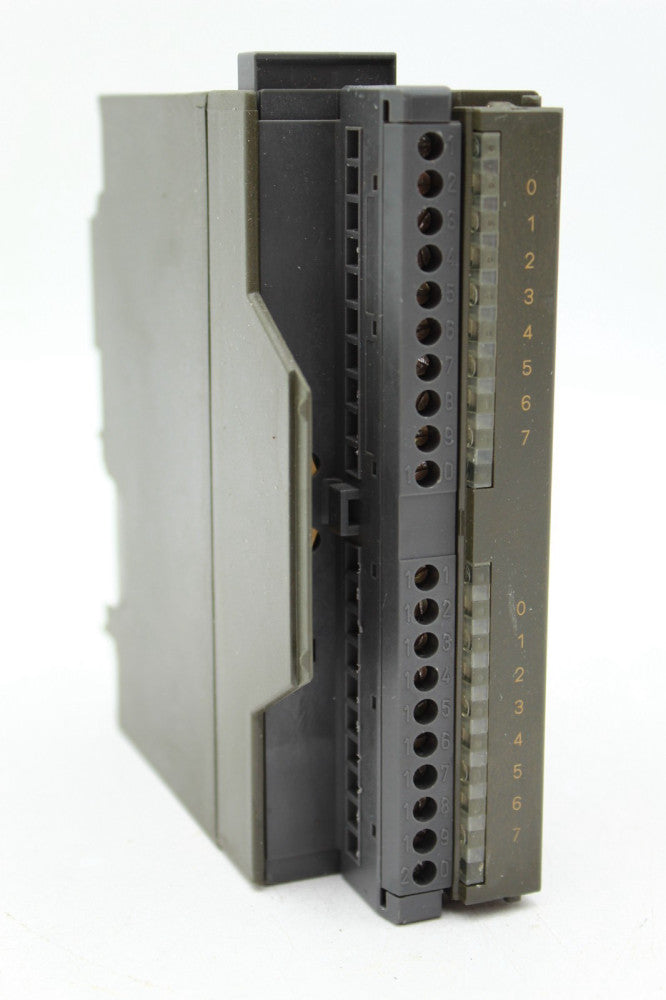 Siemens 6ES7 322-1BH01-0AA0 Simatic S7 Output Module (Broken Corners, No Cover)