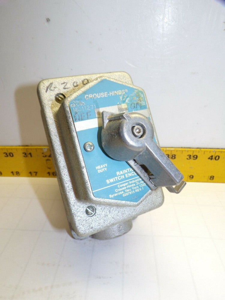 CROUSE HINDS HAZARDOUS LOCATION 2 POSITION RAINTIGHT SWITCH ENCLOSURE  MC11271