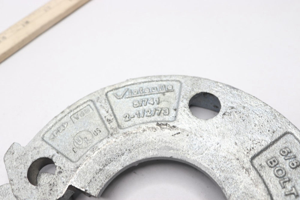 Victaulic Flange Adapter w/ E Gasket for Grooved End Galv 2-1/2in x 5/8in Bolt