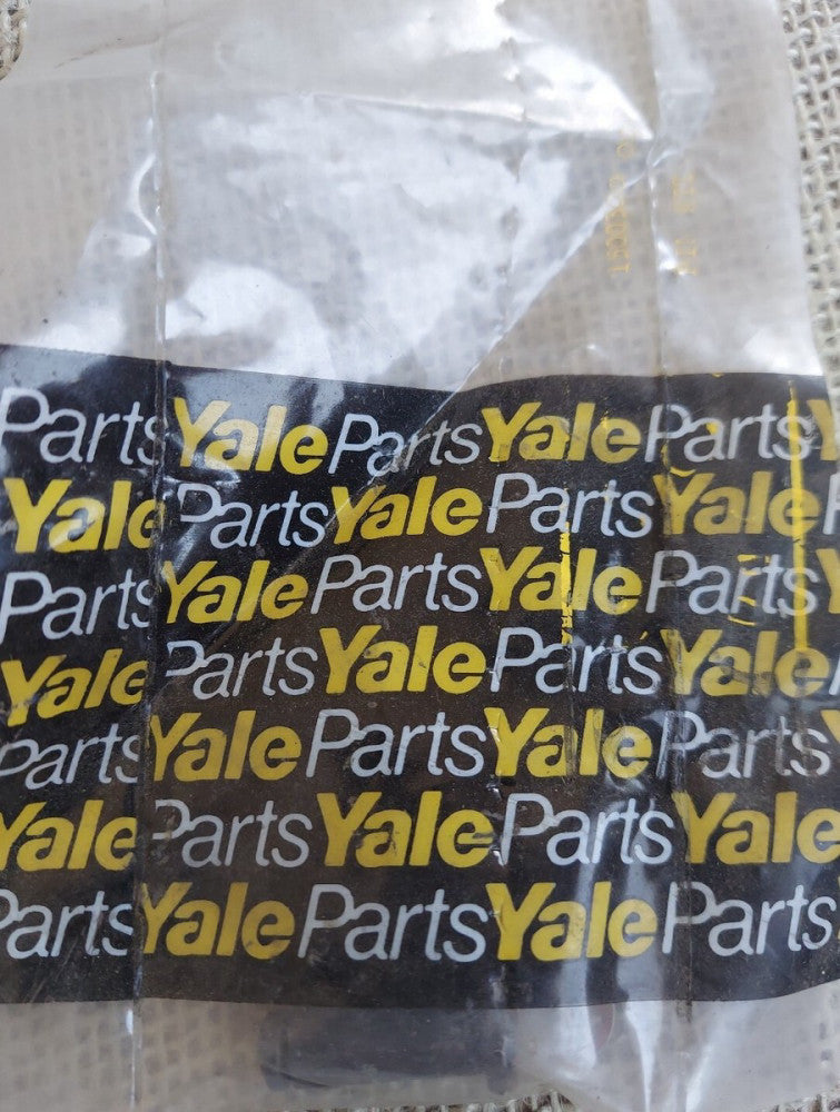 YALE FORKLIFT PARTS No. 15003000 / 1500300 00. BOLT, PIN KIT