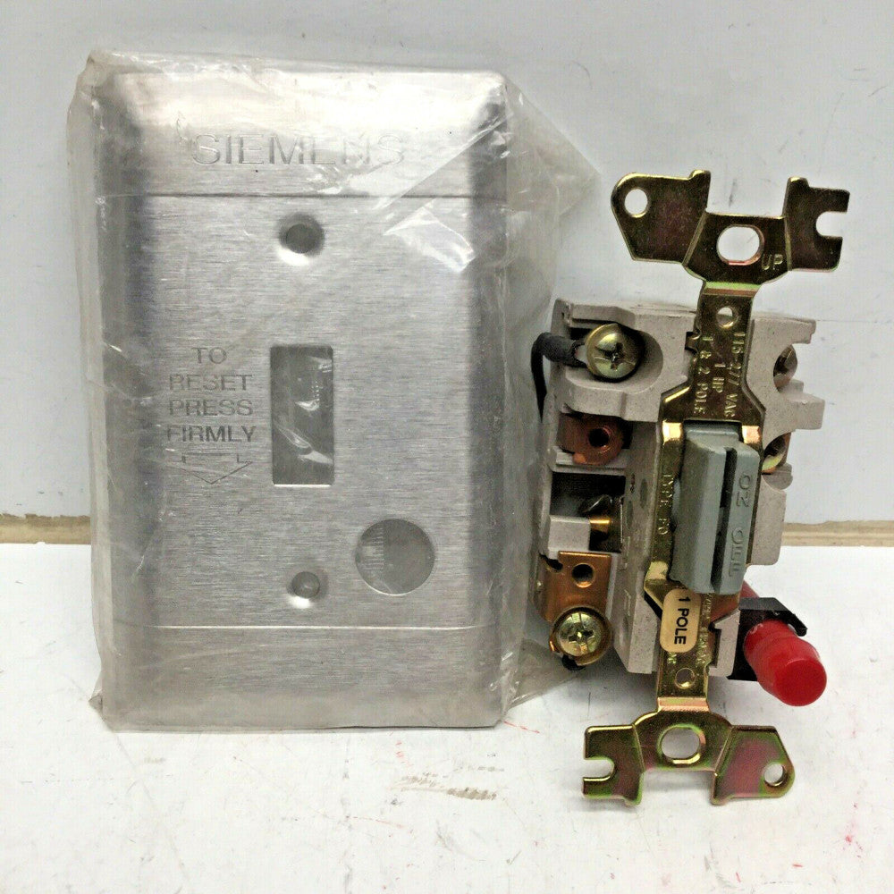 SIEMENS SMF FS3P Manual Motor Starter Key Toggle 277VAC 1HP 230VDC .75HP NO KEY