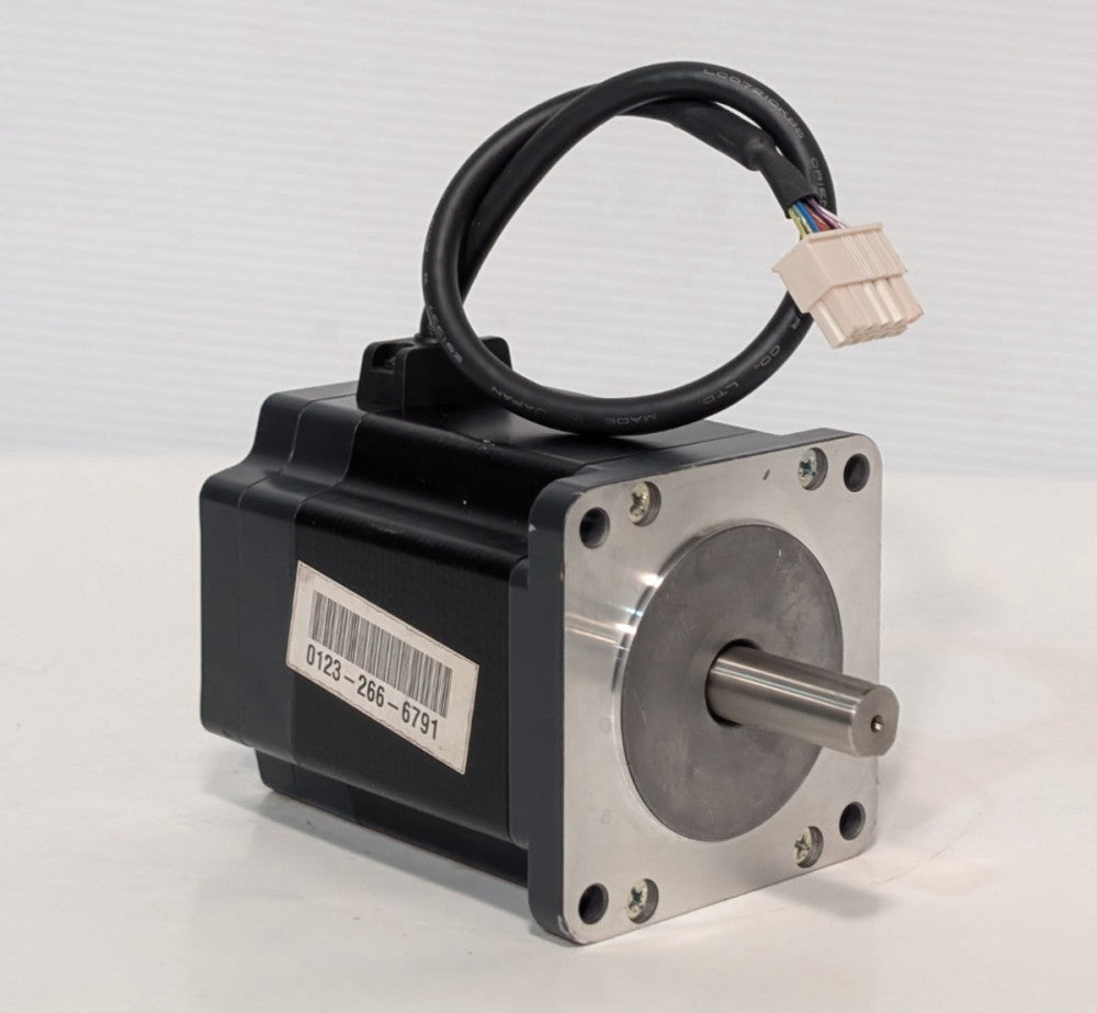 Oriental Motor Unidentified Stepper Motor with LC07210KB5 Cable, Made in Japan