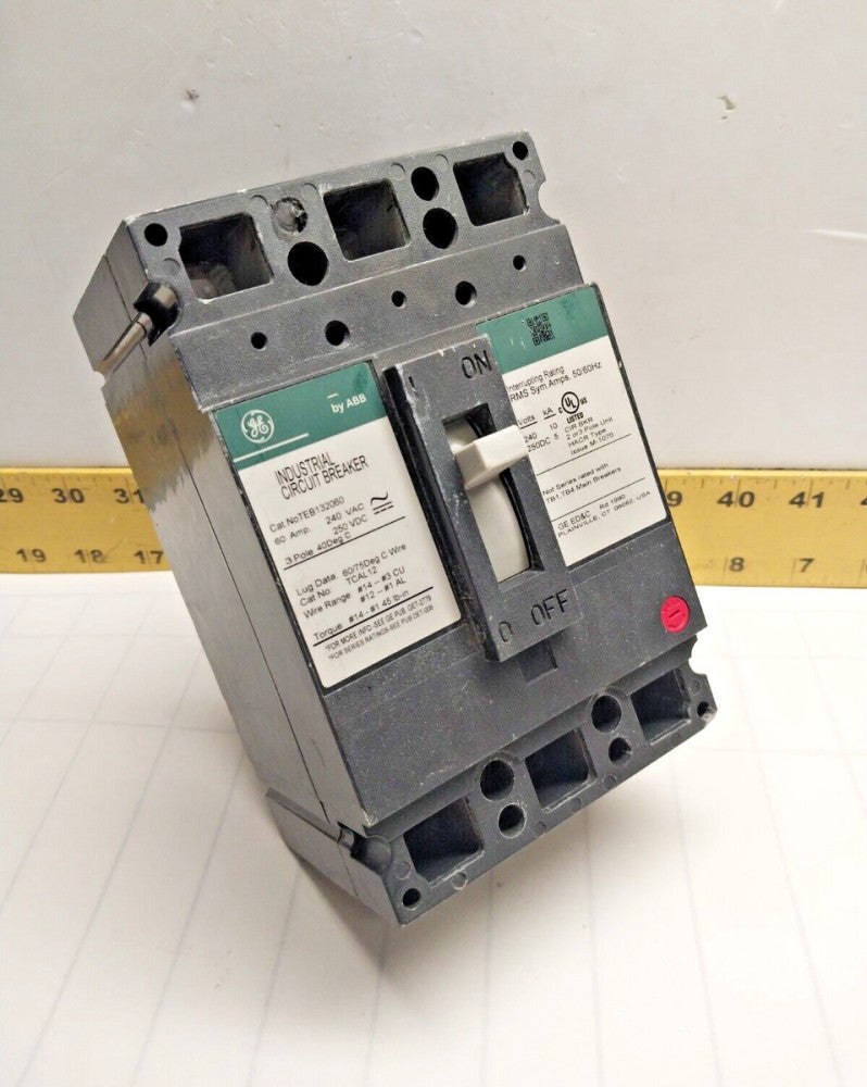 GE 60 AMP CIRCUIT BREAKER 240 VAC / 250 VDC 3 POLE  TEB132060