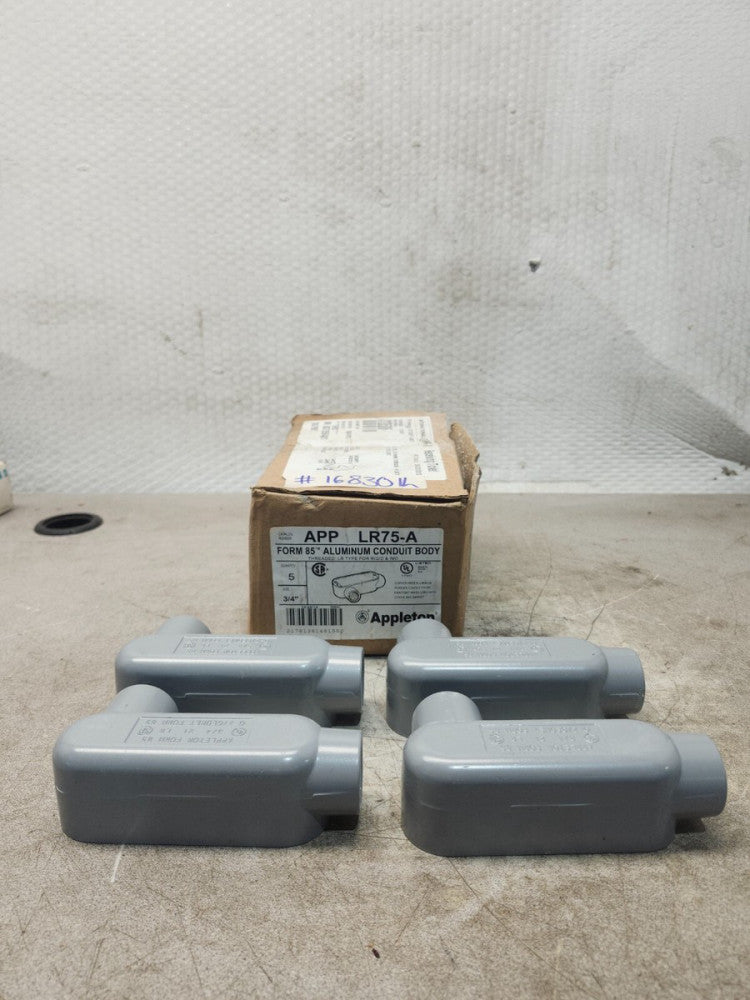 NEW IN BOX QTY 4 APPLETON FORM 85 ALUMINUM CONDUIT BODY APP LR75-A
