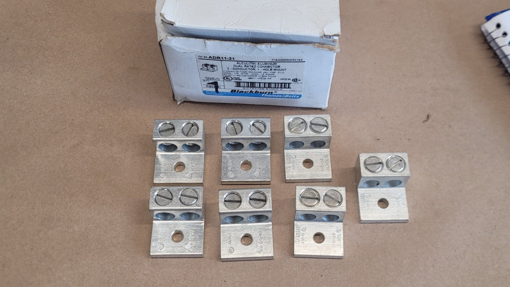 Lot of 7 Thomas & Betts Blackburn ADR11-21 Aluminum Dual Rated Connectors 1/0 ST