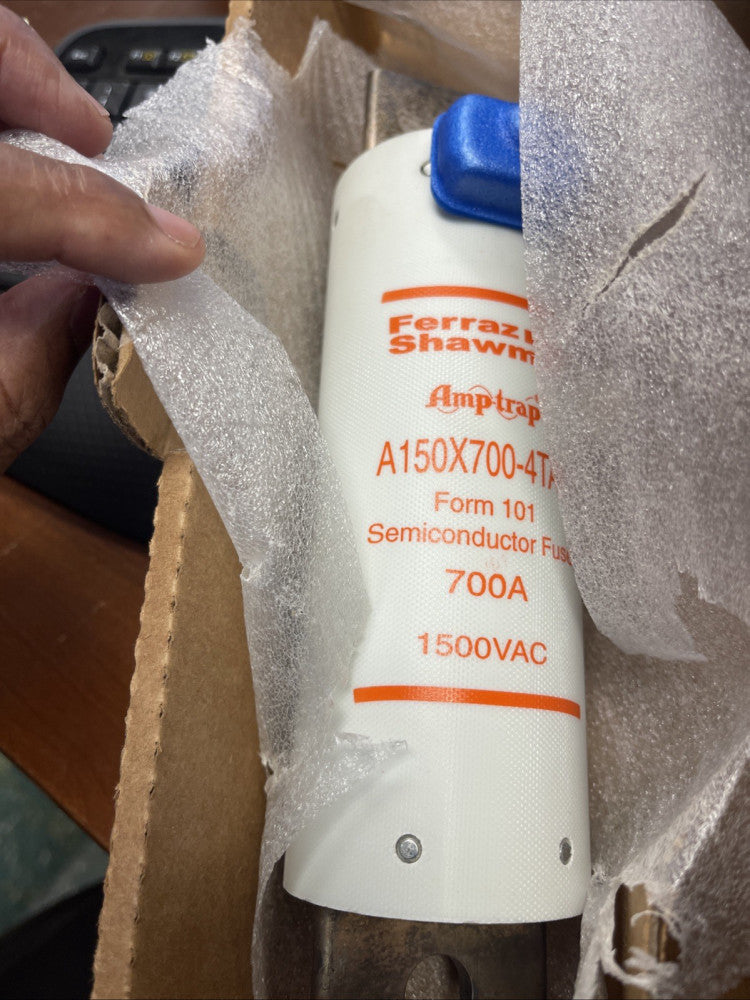 BRAND NEW GENUINE Mersen A150X700-4TAS 700A 1500V SEMICONDUCTOR FUSE *SHIPS FREE