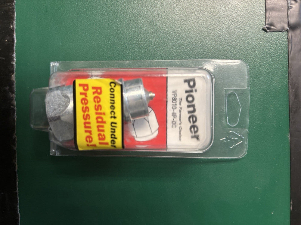 NEW Pioneer 1/2"-14 NPTF Connect Under Pressure Agriculture Universal Male Tip