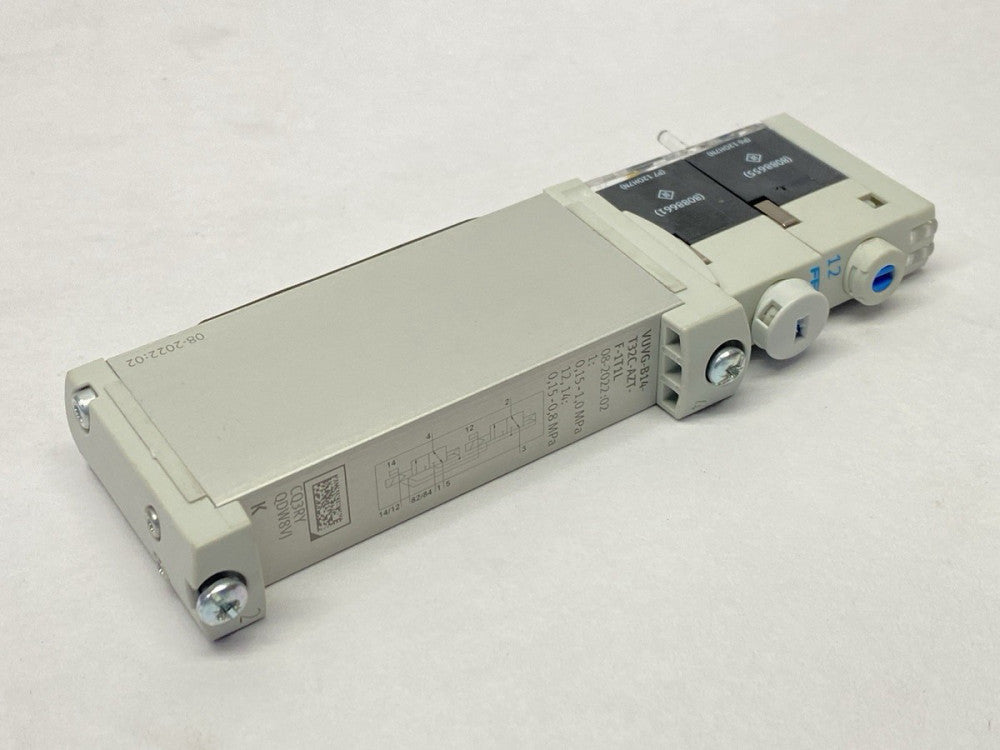 Festo VUVG-B14-T32C-AZT-F-1T1L Solenoid Valve 573476