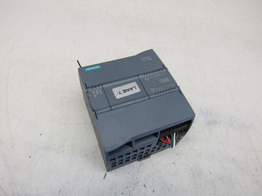 SIEMENS SIMATIC 6ES7211-1AE40-0XB0 CPU1211C DC/DC/DC FS-04 XLNT USED TAKEOUT !!