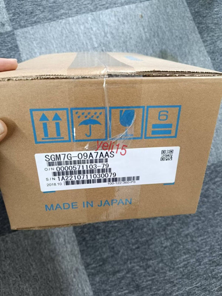 1PC NEW YASKAWA SERVO MOTOR SGM7G-09A7ASS Free delivery