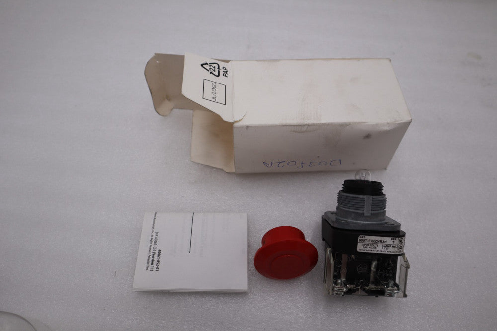 Allen Bradley 800T-FXQ24RA1 Button 800TFXQ24RA1 Ser.T NEW IN BOX STOCK H655A