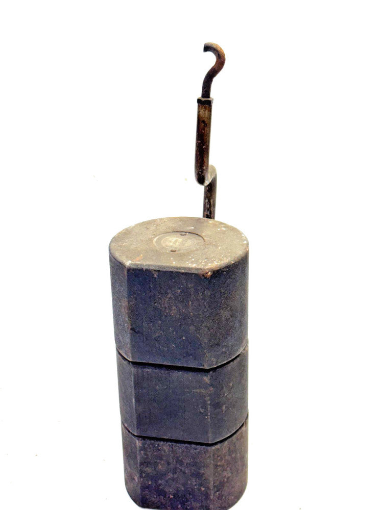 VINTAGE CAST IRON SLOTTED COUNTER WEIGHTS 60KG, 50KG, 40KG -LOT OF 3-
