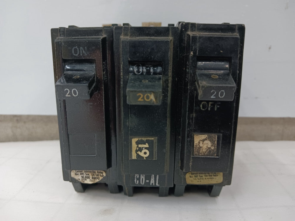 3) GE 20 AMP CIRCUIT BREAKER 1 POLE 120/240 VAC THQB1120  LOT OF THREE