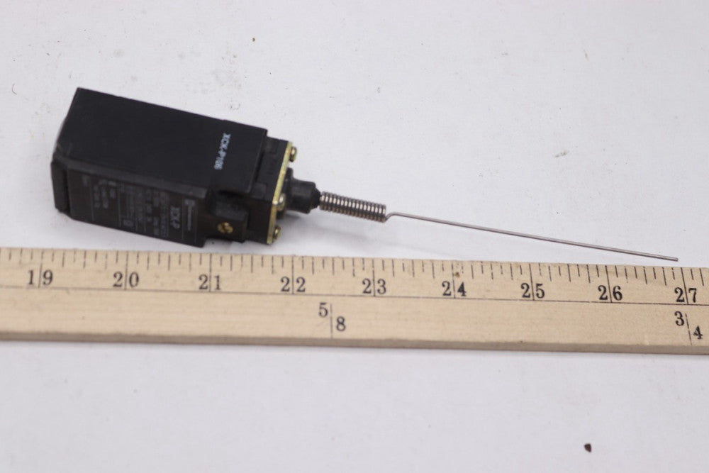Harfington Parallel Roller Plunger Actuator Limit Switch 3A 240VAC XCK-P