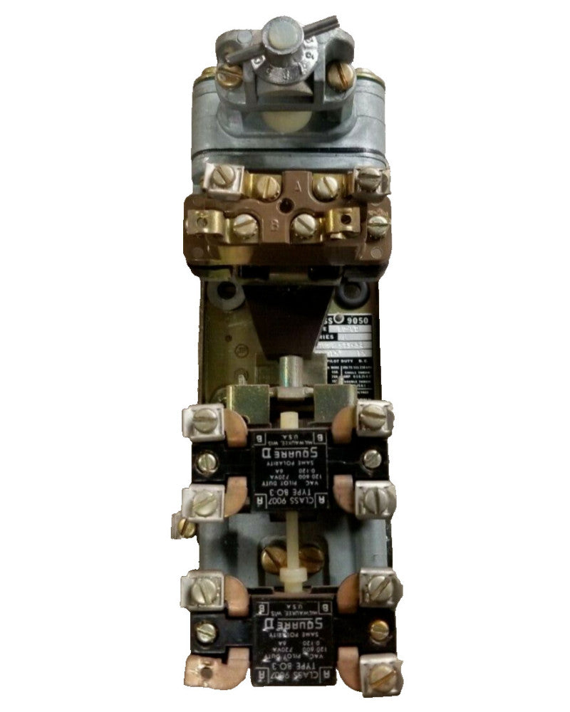 SQUARE D PNEUMATIC TIMING RELAY 120 VAC COIL 600 VAC  9050-BO6D  SERIES E