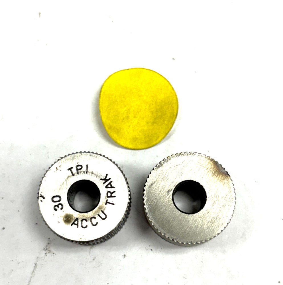 ACCU TRAK TOOL KNR #30 BEVELED KNURLING WHEEL  3/4" X 3/8" X 1/4" LOT OF 2