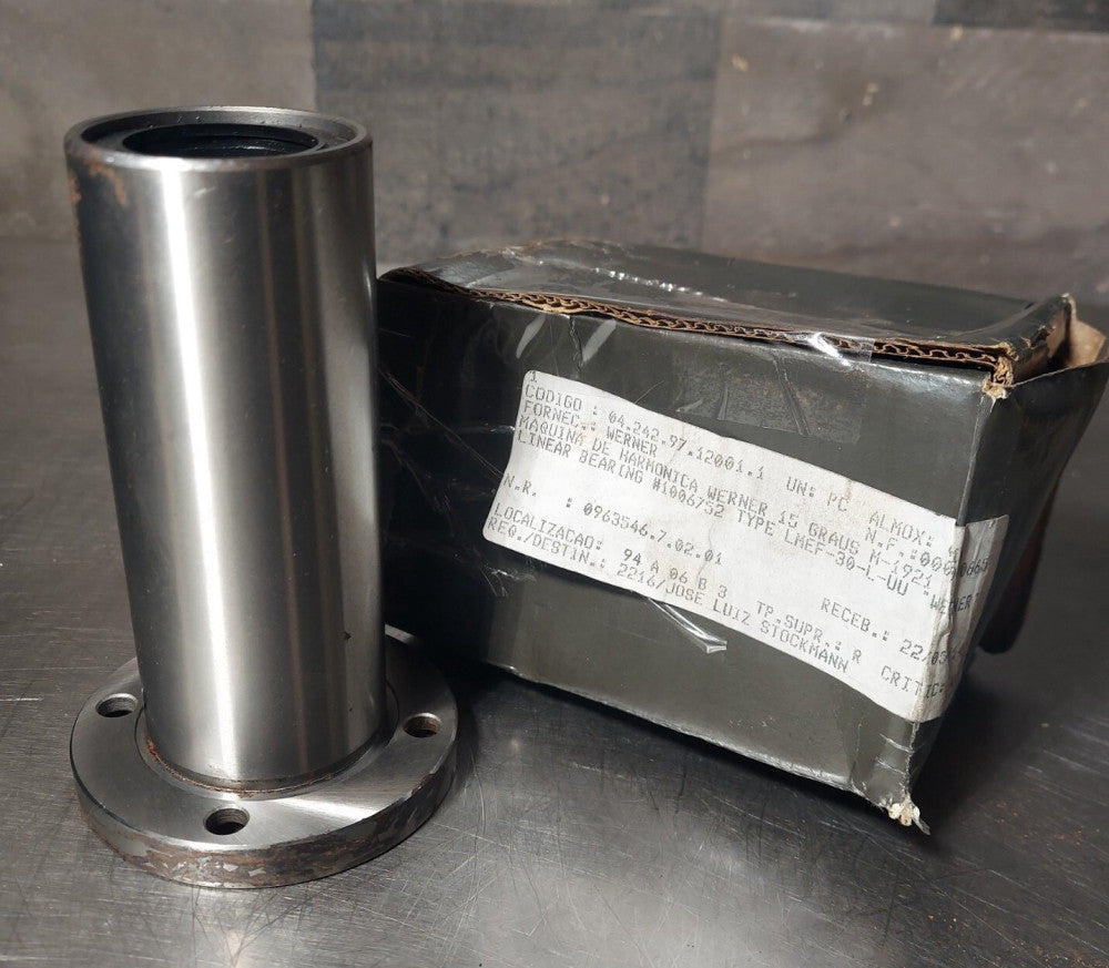 LMEF30LUU Round Flanged Linear Bearing Ball Bushing Bore Sealed 30 x 47 x 123mm
