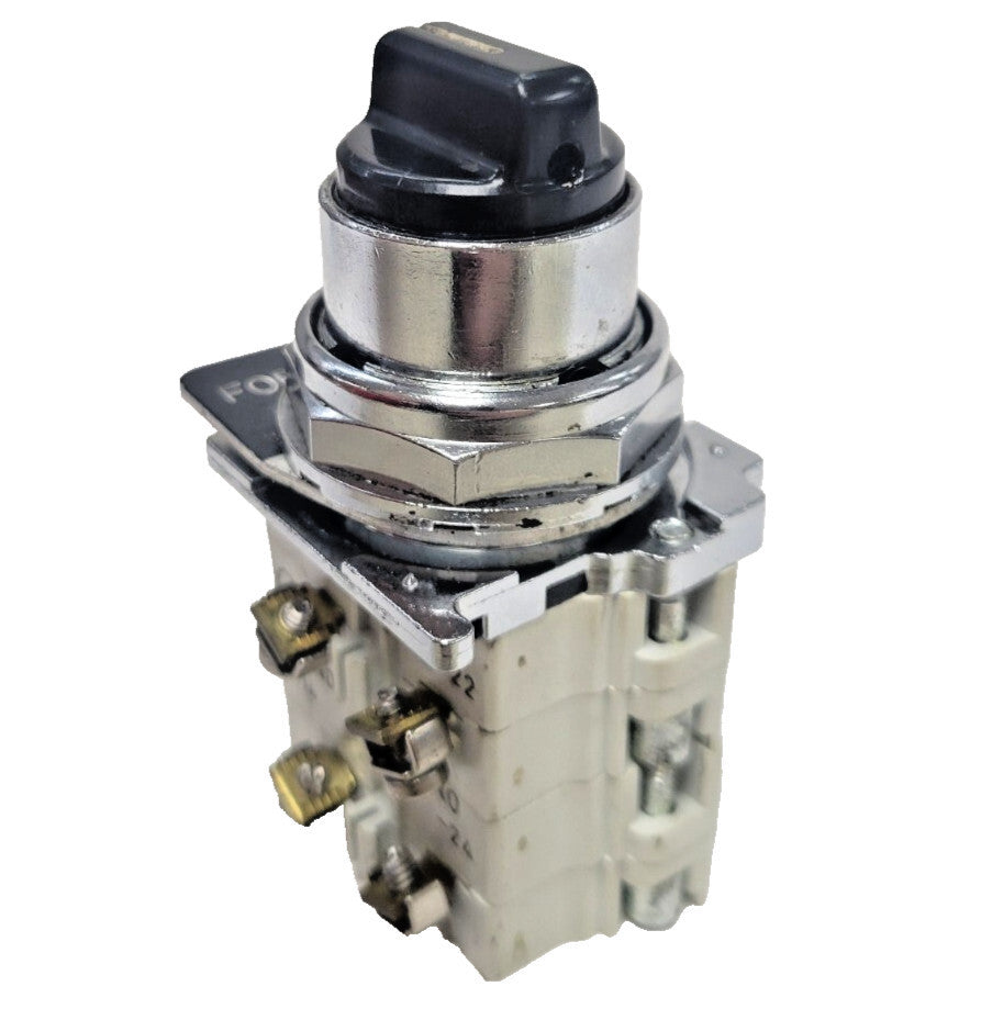 CUTTLER-HAMMER 10250T, CAM1 SWITCH BLACK