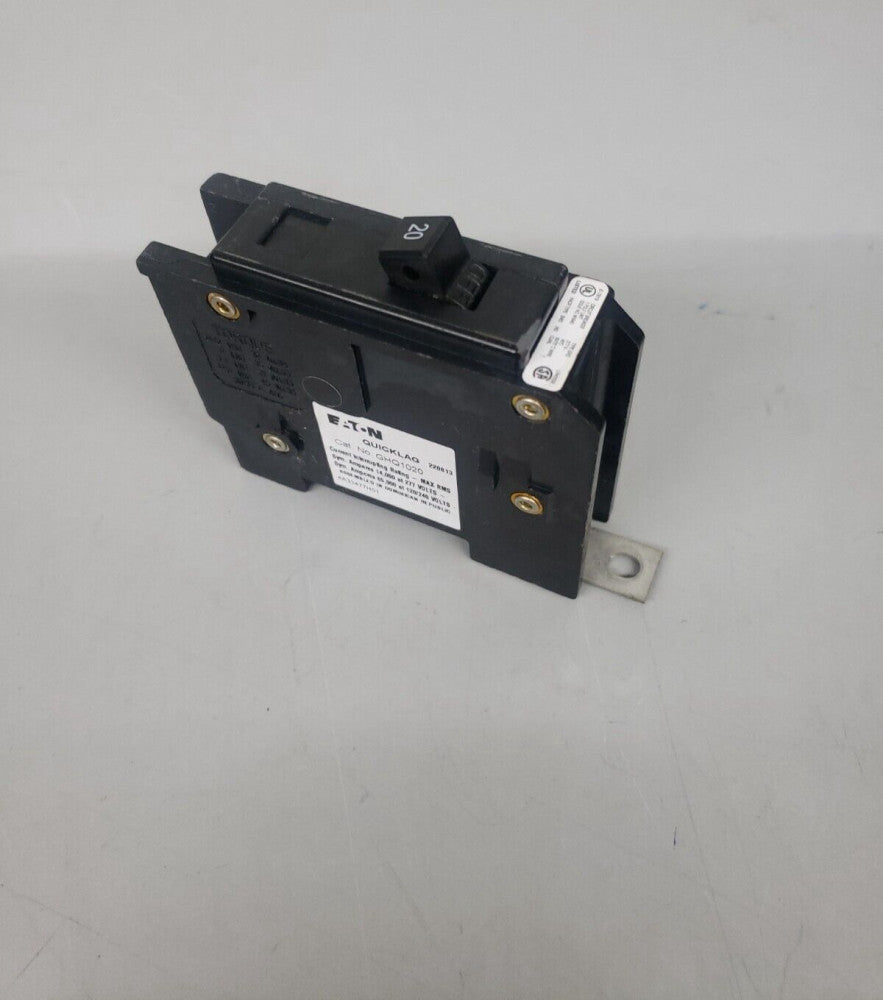 1- GHQ1020 Eaton Quicklag Cutler Hammer 1 Pole 20 Amp NEW TAKE OUT / NO COVERS