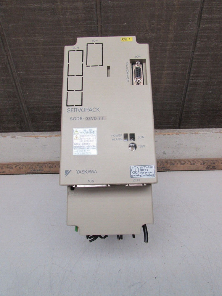 YASKAWA  SGDB-03VDY1 , SERVOPACK , 200-230V/ 5A/0.3kW ,GOOD TAKEOUT! MAKE OFFER!