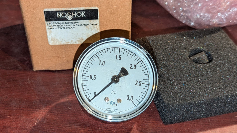 NoShock 2-12" Face  25-210-3-PSI Pressure Gauge 1/4" Back Connection NIB