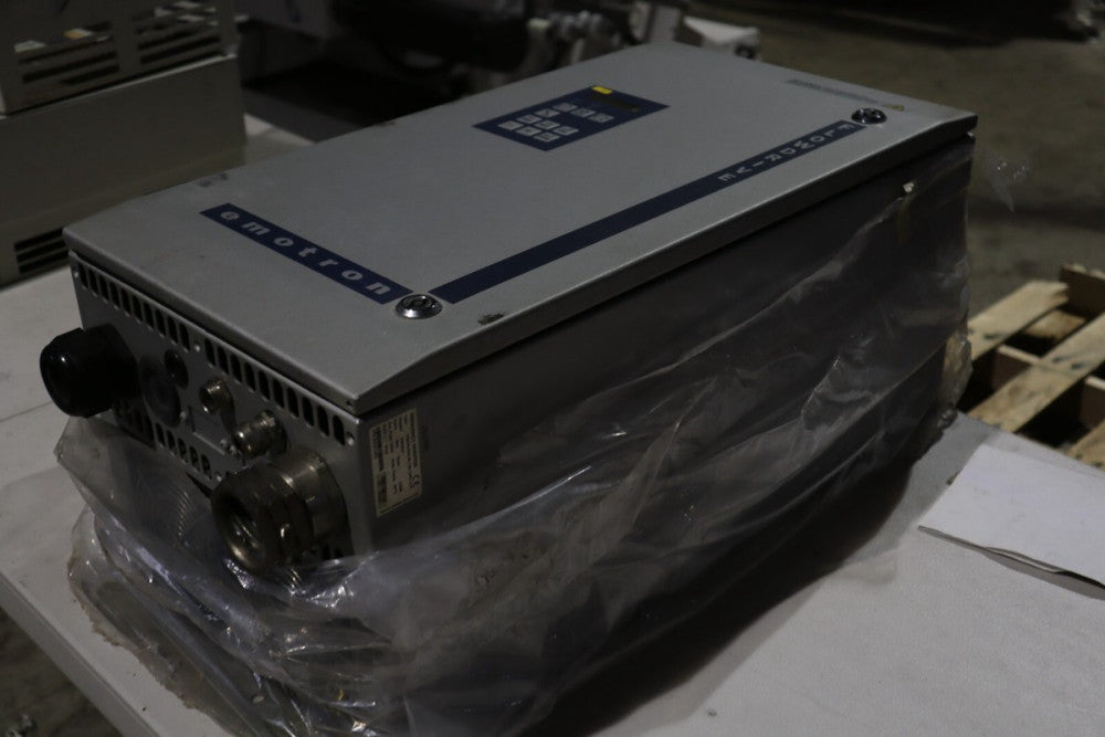 NEW EMOTRON FDU40-090-20/DC/LWL/1.5 SUPPLY 540VDC FREQUENCY INVERTER S-245